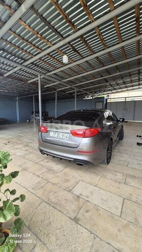 Kia Optima-5