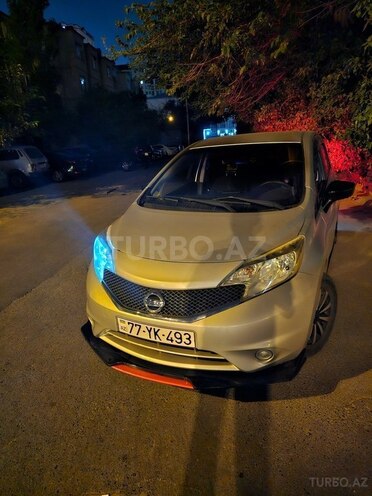 Nissan Note-7