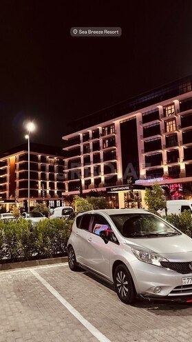 Nissan Note-5