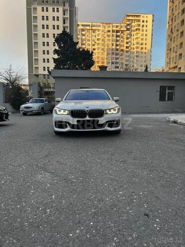 BMW 740-1