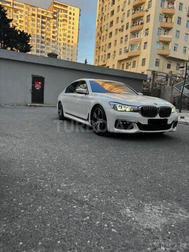BMW 740-8