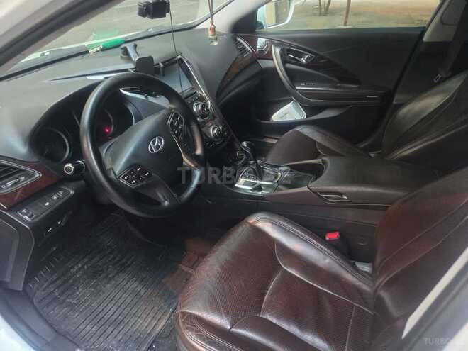 Hyundai Azera-2