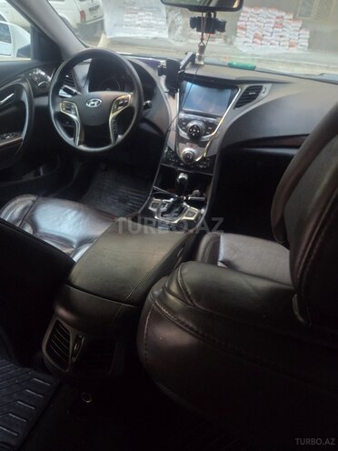 Hyundai Azera-6