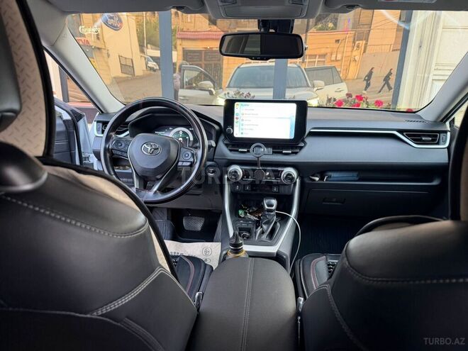 Toyota RAV4-5