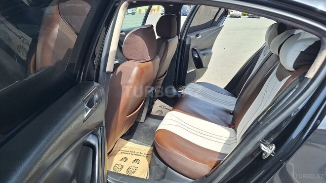 Volkswagen Passat-9