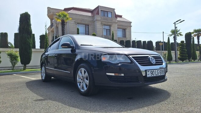 Volkswagen Passat-1