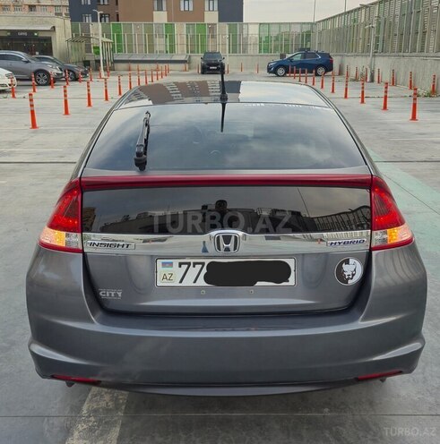 Honda Insight-2