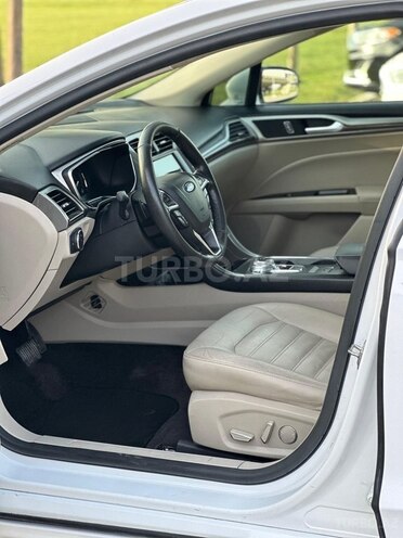 Ford Fusion (North America)-17