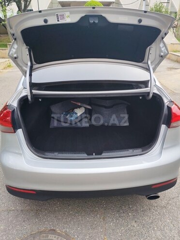 Kia Forte-11