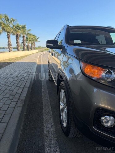 Kia Sorento-8