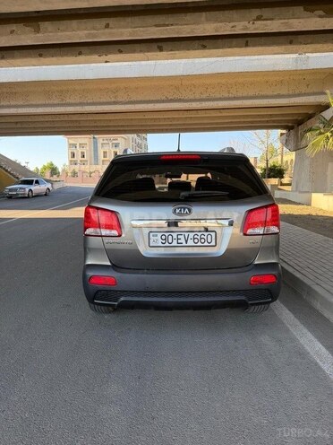 Kia Sorento-11