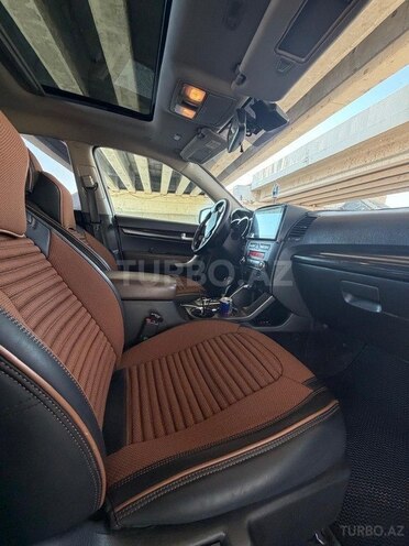 Kia Sorento-2