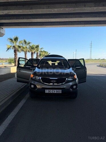 Kia Sorento-13