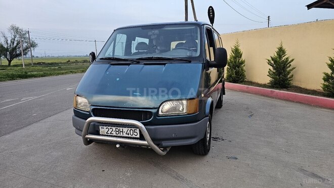 Ford Transit-1