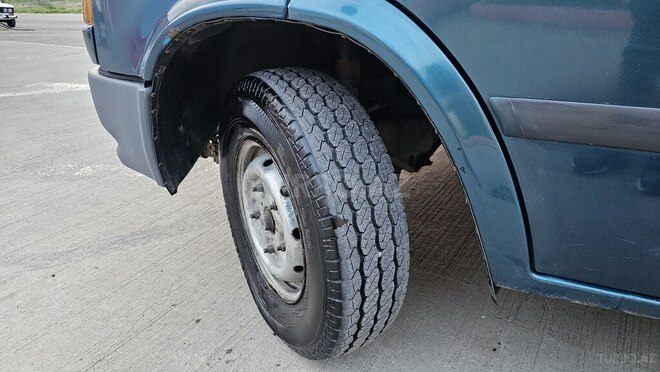 Ford Transit-19