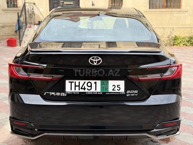 Toyota Camry-10