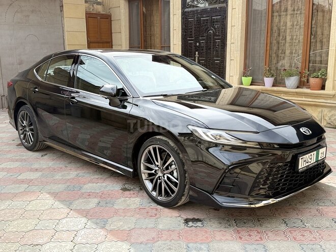 Toyota Camry-4
