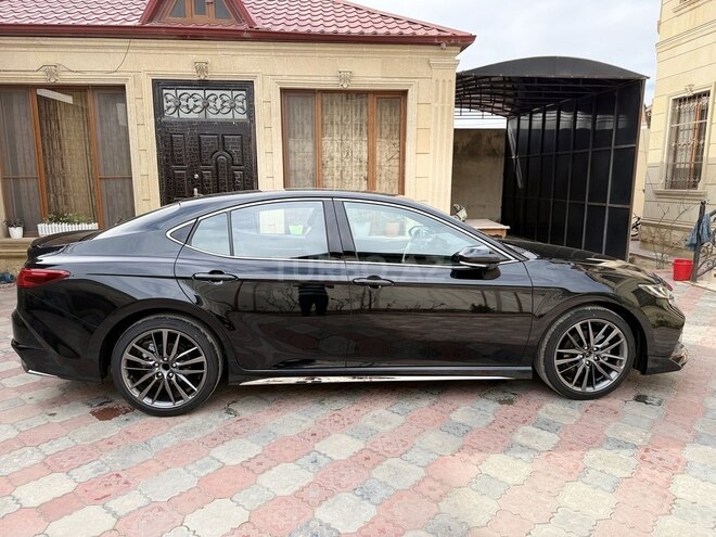 Toyota Camry-7