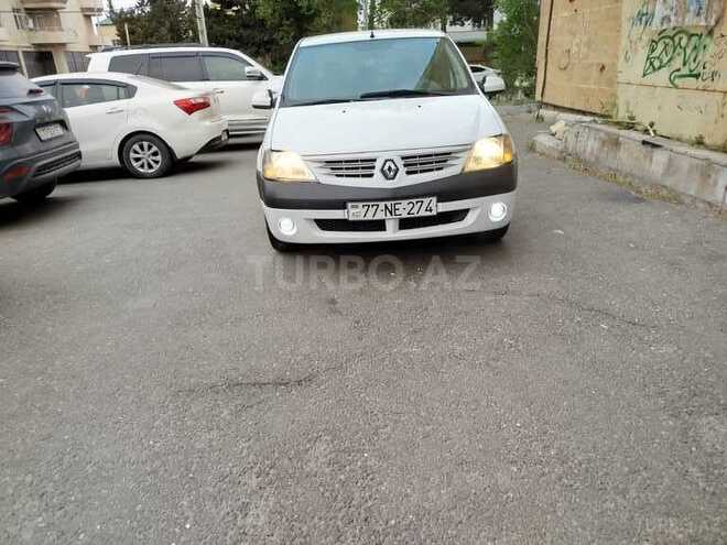 Renault Logan-1