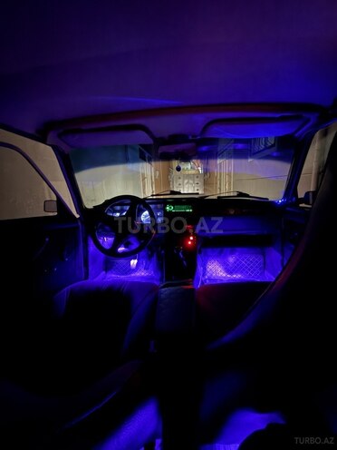 LADA (VAZ) 2107-2