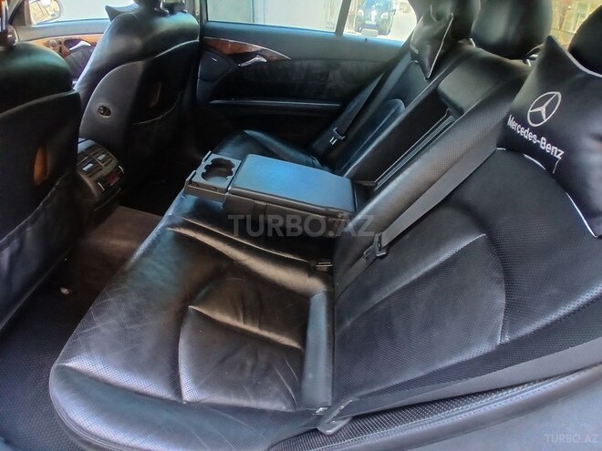Mercedes E 320-6