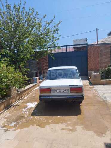 LADA (VAZ) 2107-2