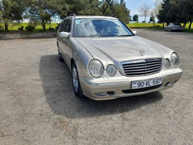 Mercedes E 220-4