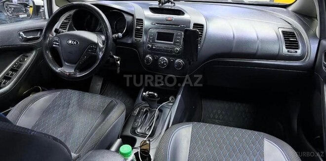 Kia Cerato-4