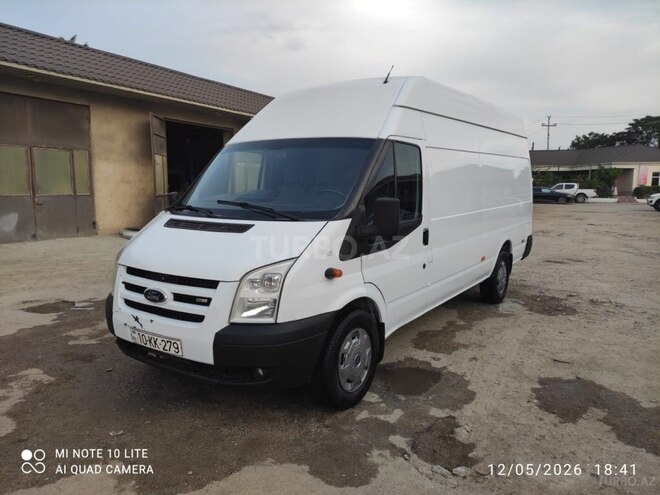 Ford Transit-2