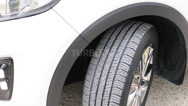 Kia Sorento-18