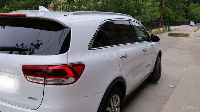 Kia Sorento-4