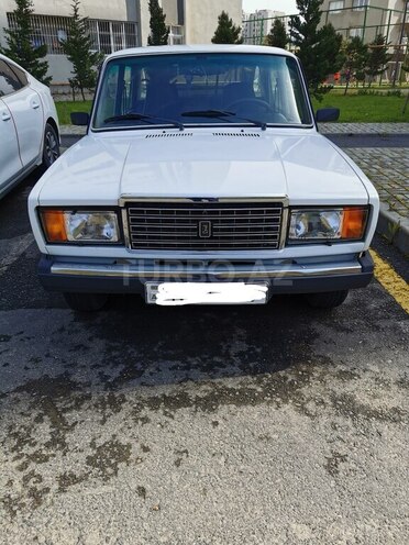 LADA (VAZ) 2107-1