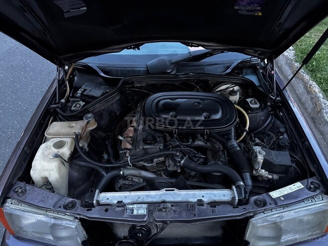 Mercedes 190-12