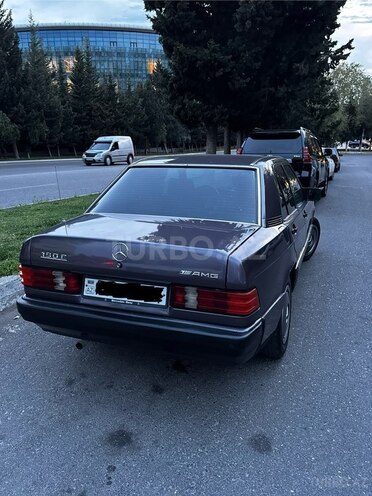 Mercedes 190-8