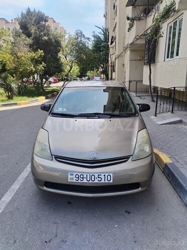 Toyota Prius-1