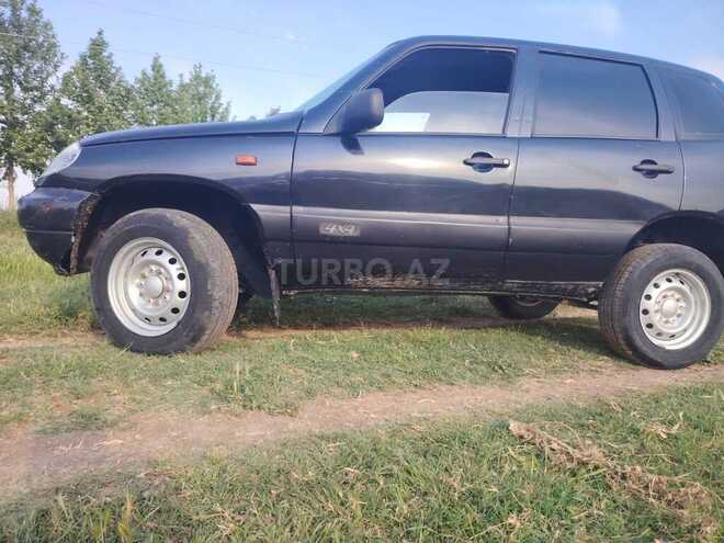 Chevrolet Niva-12