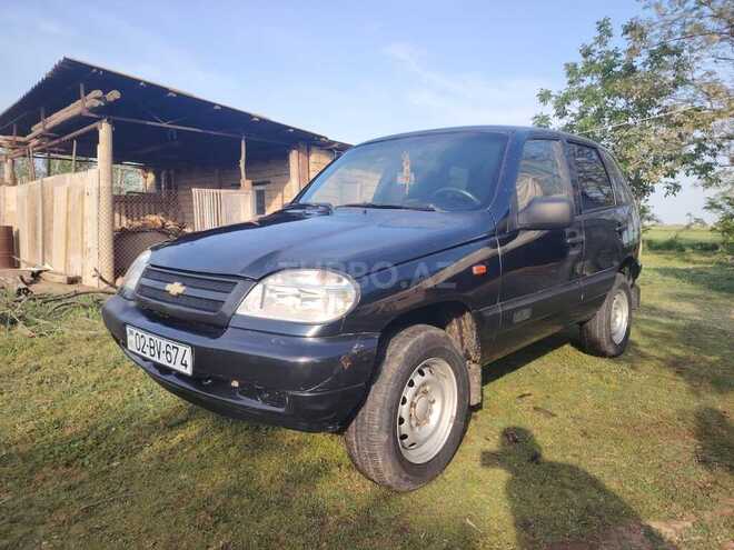 Chevrolet Niva-5