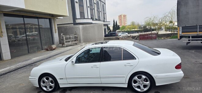 Mercedes E 240-7