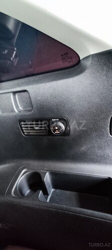 Kia Sorento-13