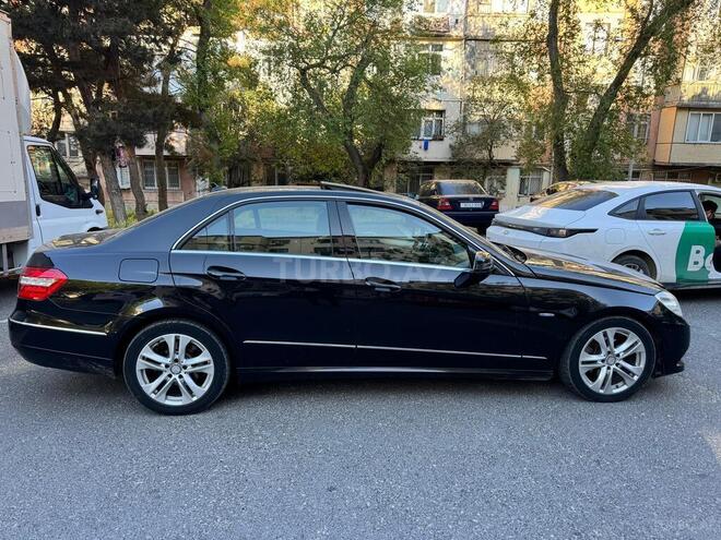 Mercedes E 220-8