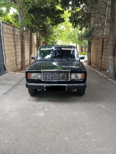 LADA (VAZ) 2107-1