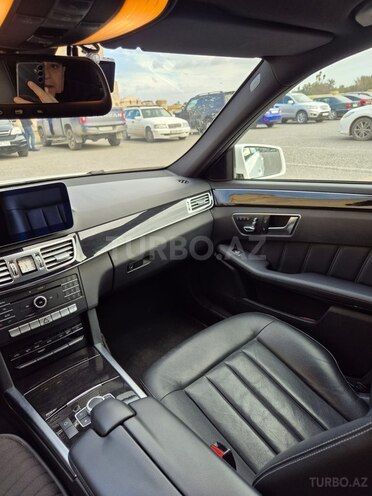 Mercedes E 220-7
