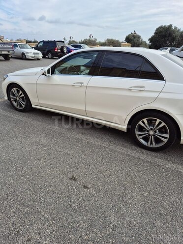 Mercedes E 220-5