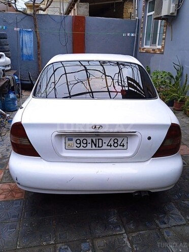 Hyundai Sonata-2