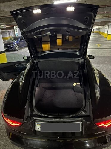 Jaguar F-Type-5