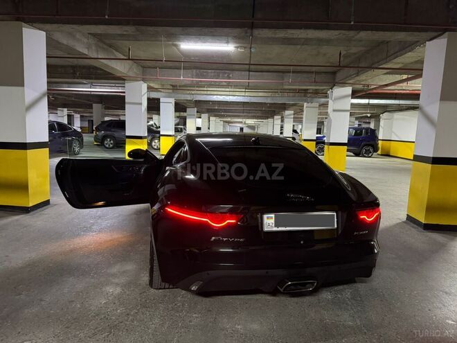 Jaguar F-Type-3
