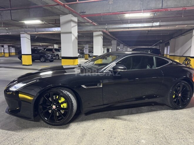 Jaguar F-Type-13