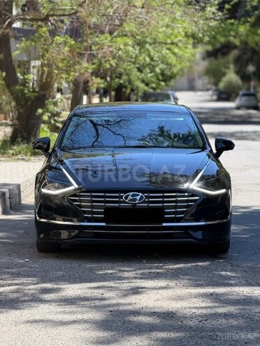 Hyundai Sonata-1
