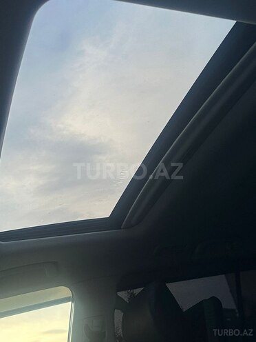 Toyota Land Cruiser-11