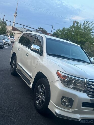 Toyota Land Cruiser-13